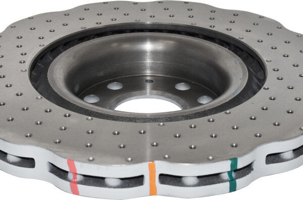 DBA 12-13 Volkswagen Golf R 2.0L Front 4000 Series Cross Drilled Rotor w/Silver Hat