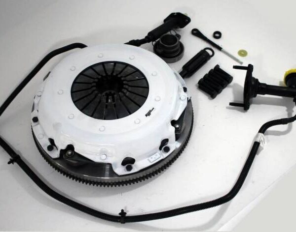 Clutch Masters 07-16 Dodge Ram 2500/3500 6.7L w/G56 Trans FXT400 Sprung Ceramic Clutch Kit w/FW