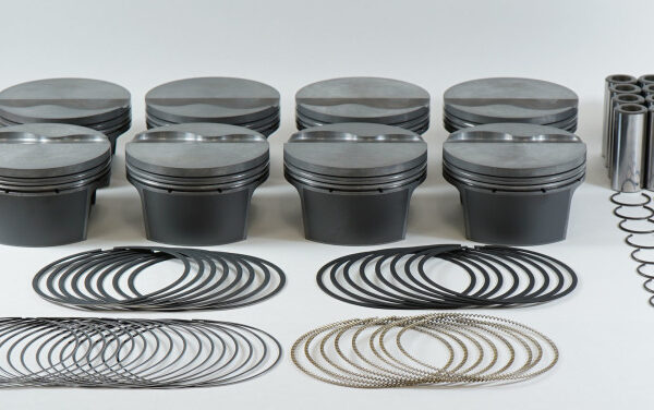 Mahle MS Piston Set Chevrolet LS1/2/6 5.3L 326ci 3.780in Bore 3.622in Stk 9.5:1 CR -2.1cc Set of 8