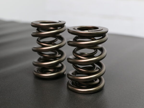 Ferrea 1.650in to 1.600in .885/1.20/1.65 OD .645/.885/1.20 ID Triple Spring Valve Spring - Set of 16