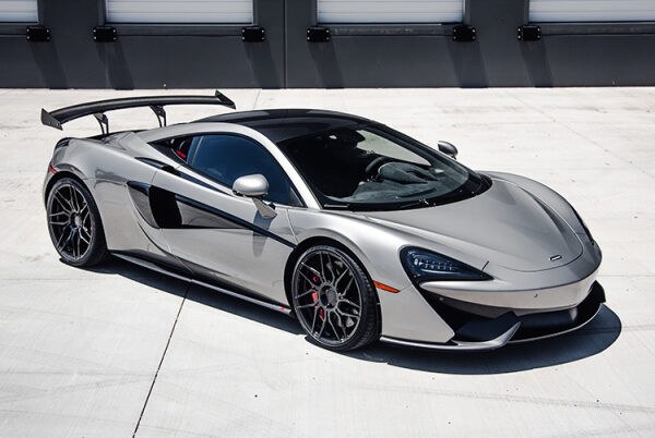 VR Aero McLaren 570S/570GT/570S Spider Carbon Fiber GT4 Style Rear Spoiler