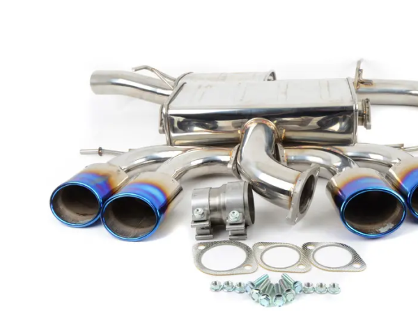 Invidia 14-17 Volkswagen Golf-R Q300 Quad Oval Titanium Burnt Tips Cat-back Exhaust