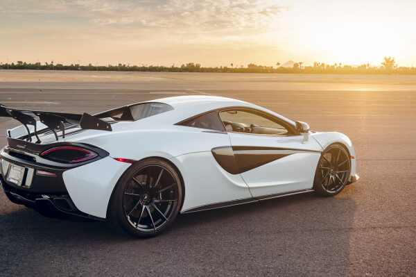 VR Aero McLaren 570S/570GT/570S Spider Carbon Fiber Rear Spoiler 67 Inch